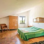 Villa James San Costanzo