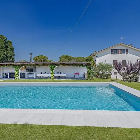 Σπίτι διακοπών Villa James *