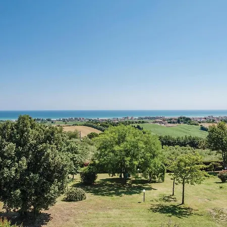 Casa de Férias Villa James San Costanzo