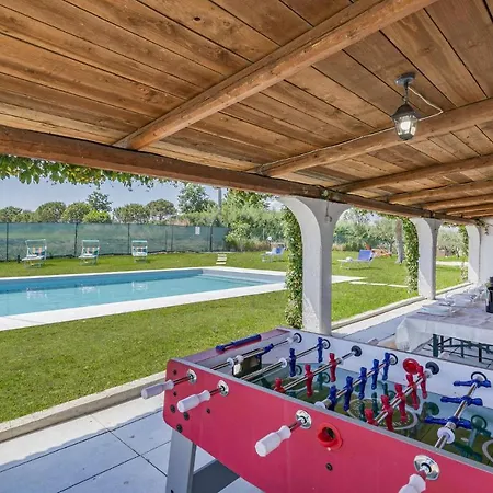 Casa de Férias Villa James San Costanzo