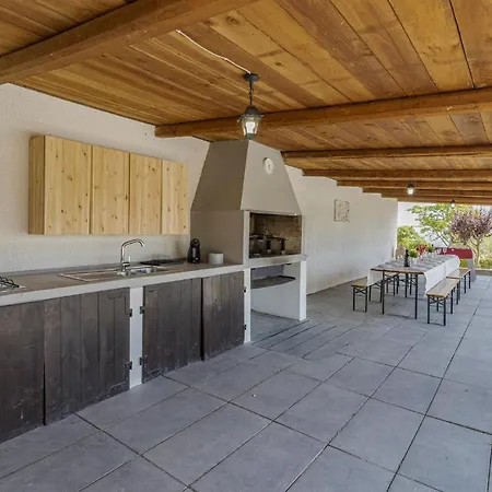 Ferienhaus Villa James *