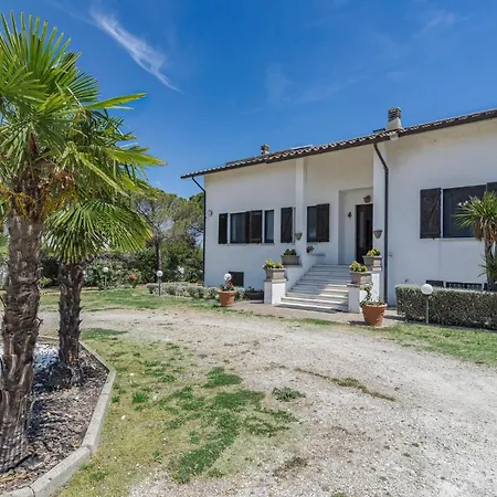 Villa James
